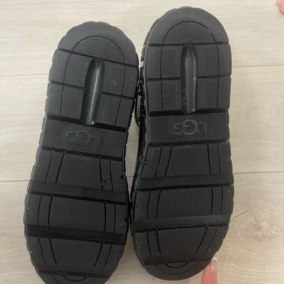 UGG rain boots Size 9 - Picture 4 of 6